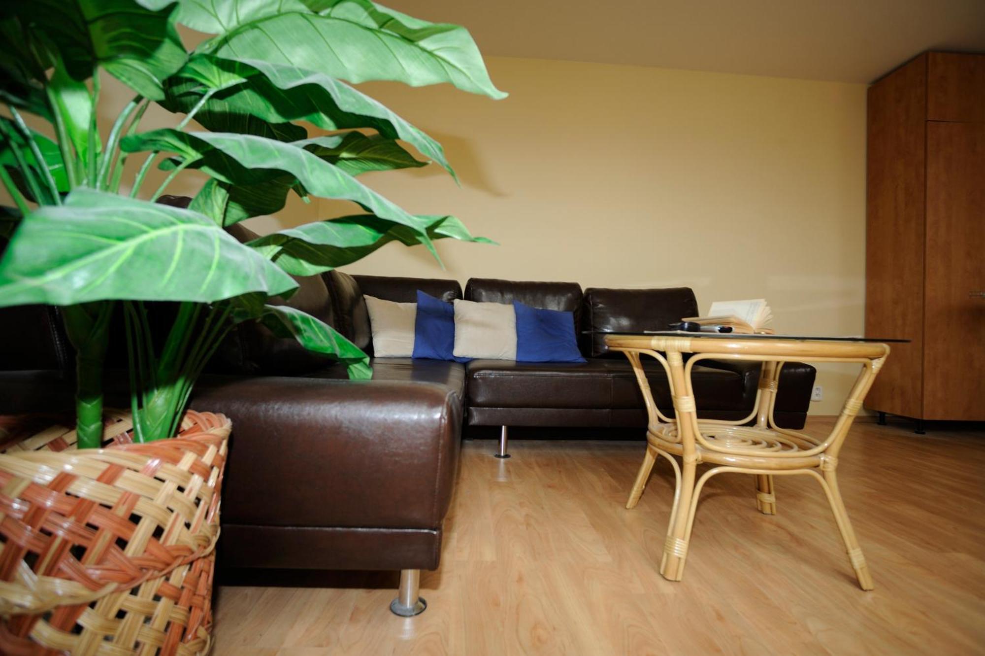 Hotel City Pardubice Bagian luar foto